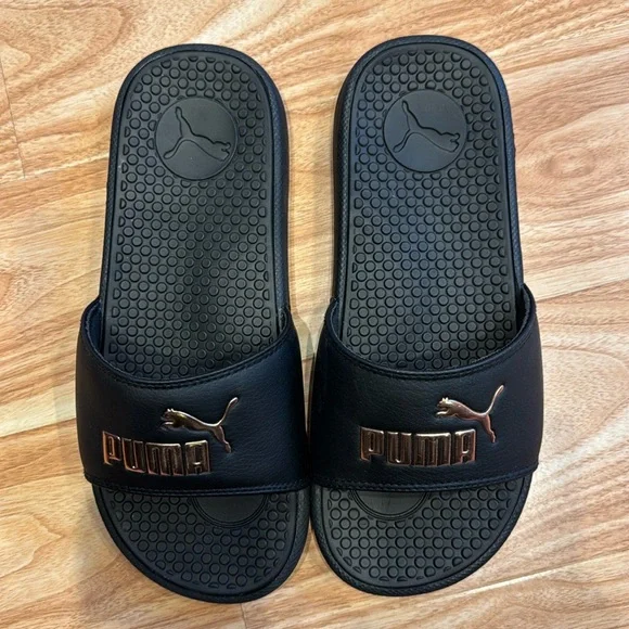 Puma slides - effectively as new condition - worn only once to try on - Picture 3 of 12